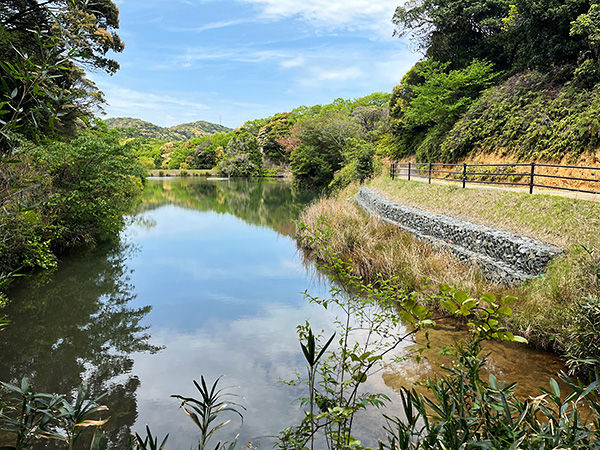 川棚温泉近くの穴場スポット 八ヶ尻池-松尾神社