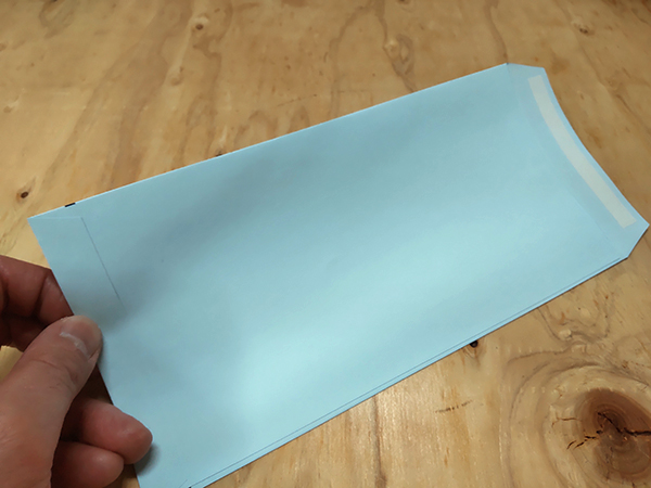 色上質紙の封筒も作製しています♪